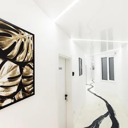 Bucharest Studios Aparthotel