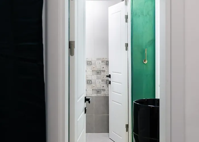 Bucharest Studios Aparthotel *