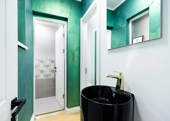 Aparthotel Bucharest Studios *