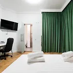Bucharest Studios Апарт-отель