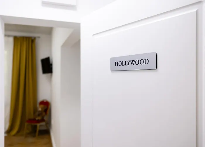 Bucharest Studios * Бухарест