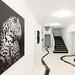 Bucharest Studios 布加勒斯特